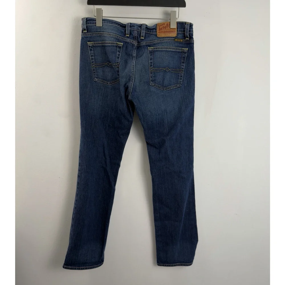 Lucky Brand Jeans Straight Bootcut Women's Size 12/31 Style Number 7W10104
